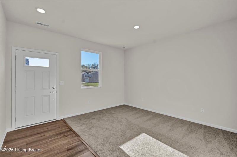 8415 Hollis View Way, Louisville, KY 40214