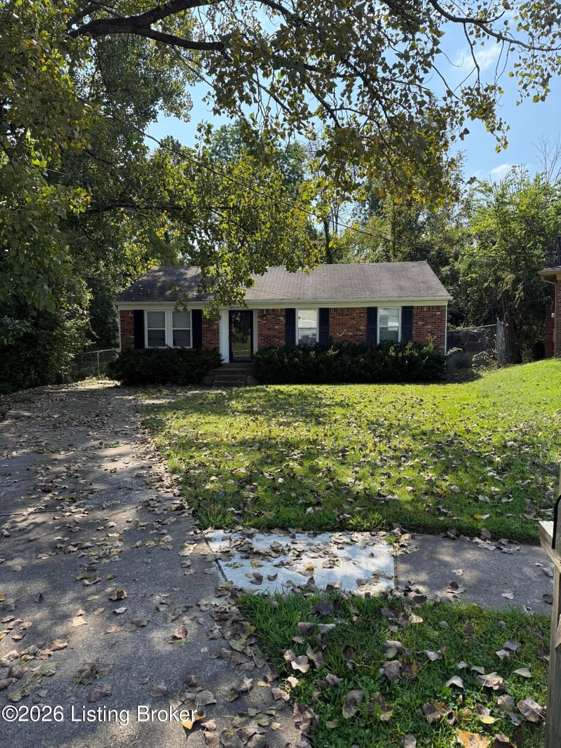 8420 Damascus Cir, Louisville, KY 40228