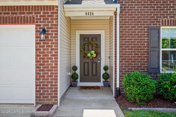 8424 Warbler Branch Way, Louisville, KY 40229