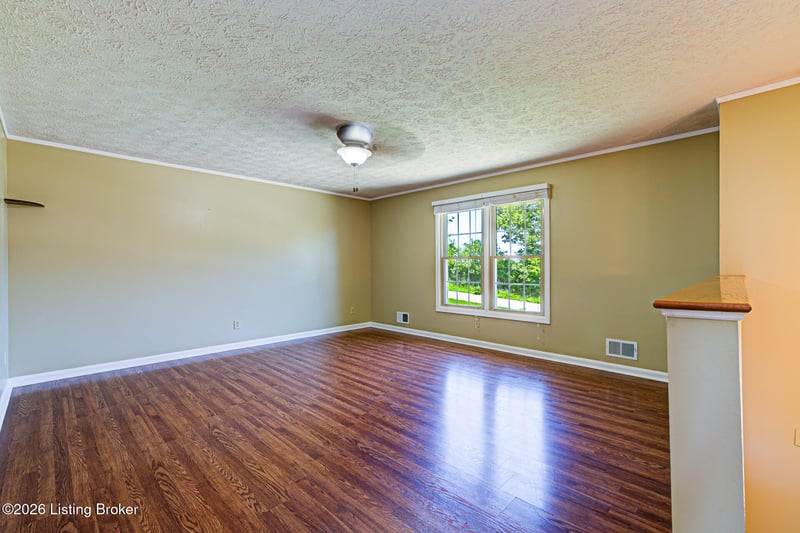 843 Hobbs Ln, Coxs Creek, KY 40013