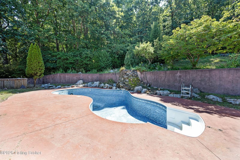 8469 Rineyville Big Springs Rd, Rineyville, KY 40162