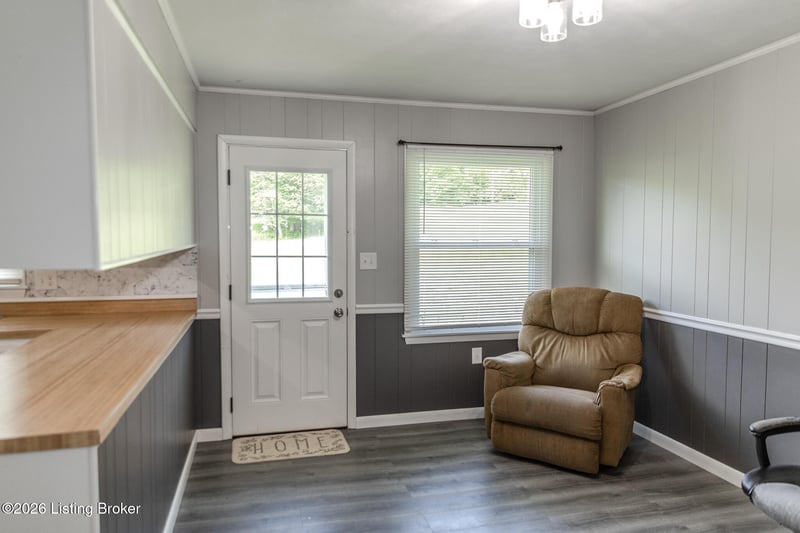 8489 Sr 356, Lexington, IN 47138