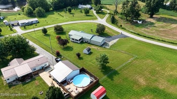 85 Oaklawn Ct, Brandenburg, KY 40108