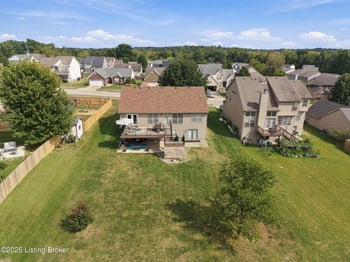 8504 Long Bow Ln, Louisville, KY 40291