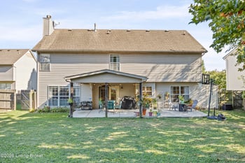 8504 Long Rifle Ct, Louisville, KY 40228