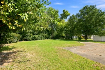 8505 Smyrna Pkwy, Louisville, KY 40228