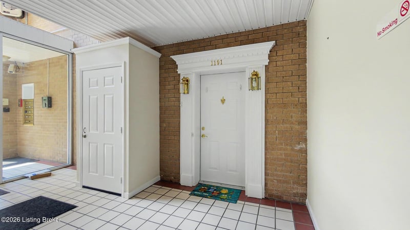 8508 Atrium Dr #1101, Louisville, KY 40220