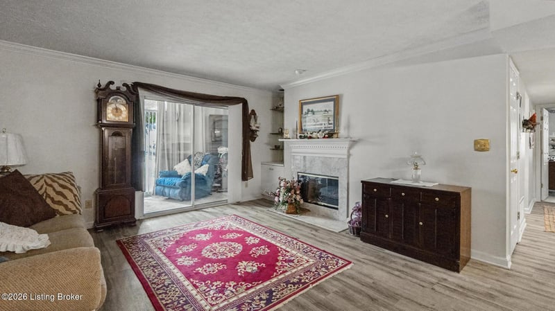 8508 Atrium Dr #1101, Louisville, KY 40220