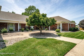8509 Applegate Village Dr, Louisville, KY 40219