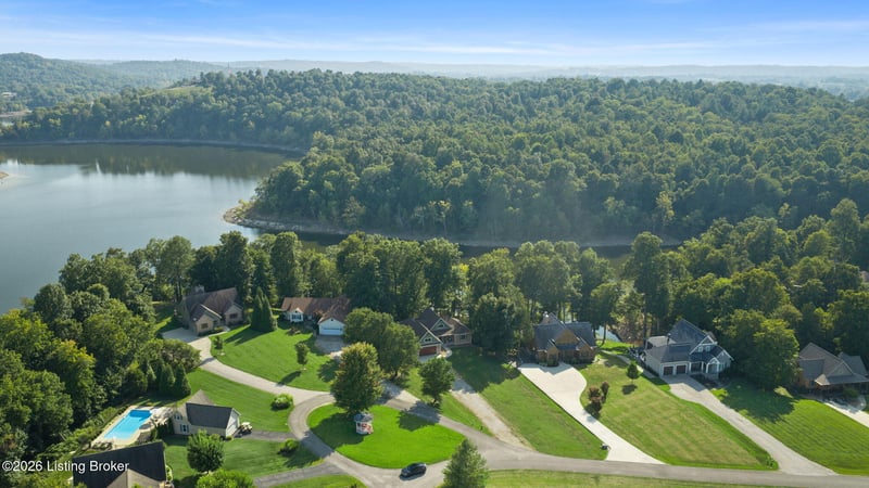852 Patriots Landing Ln, Falls Of Rough, KY 40119