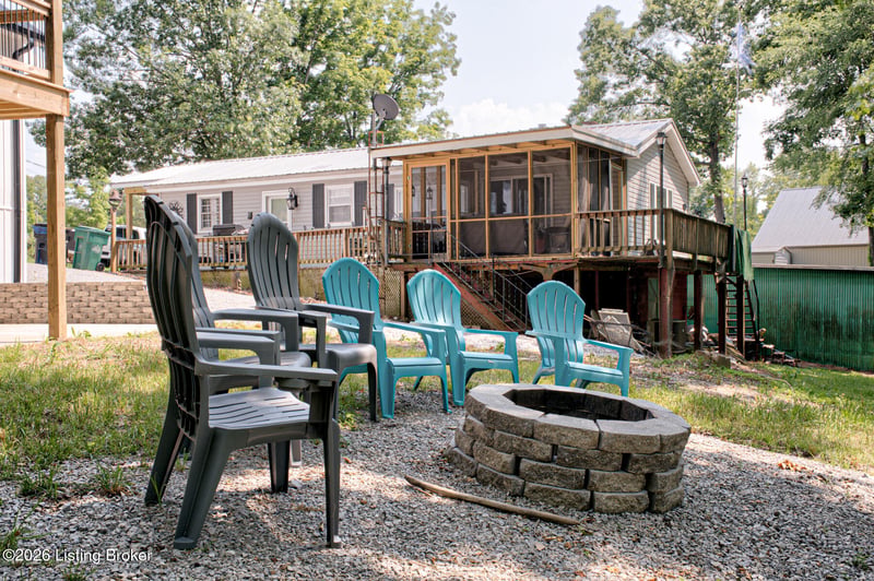 853 Dug Hill Rd, Clarkson, KY 42726