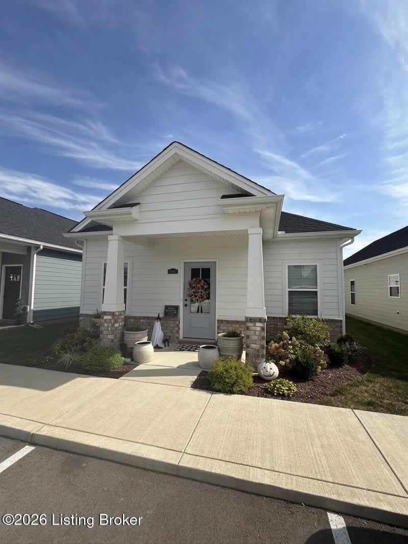 854 Rosemary Ln, La Grange, KY 40031