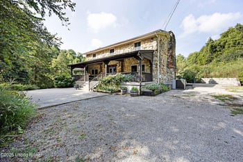 857 Overhill Dr, Shepherdsville, KY 40165
