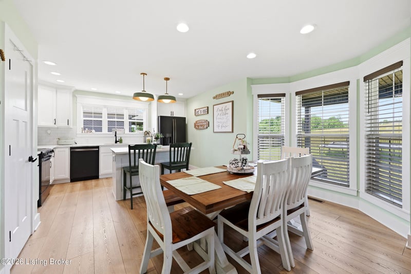 859 The Landings, Taylorsville, KY 40071