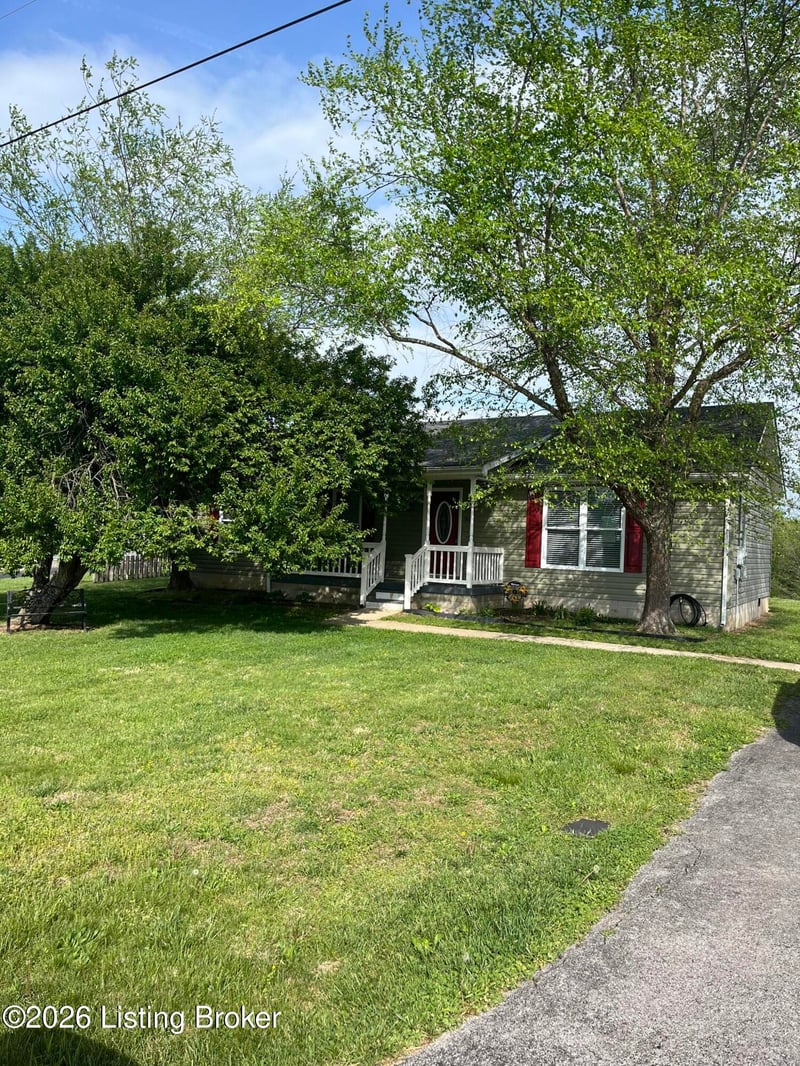 86 Matthew St, Munfordville, KY 42765