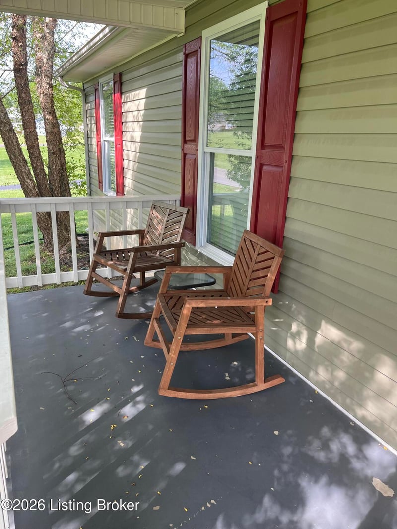 86 Matthew St, Munfordville, KY 42765