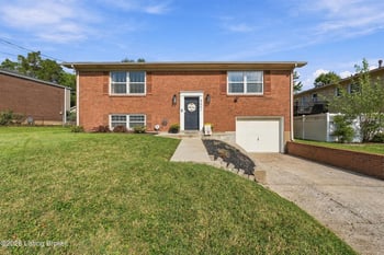 8601 Gainsborough Dr, Louisville, KY 40291