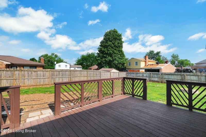 8605 Amerivan Dr, Jeffersontown, KY 40299