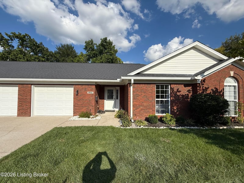 8605 Mill Spring Pl, Louisville, KY 40228