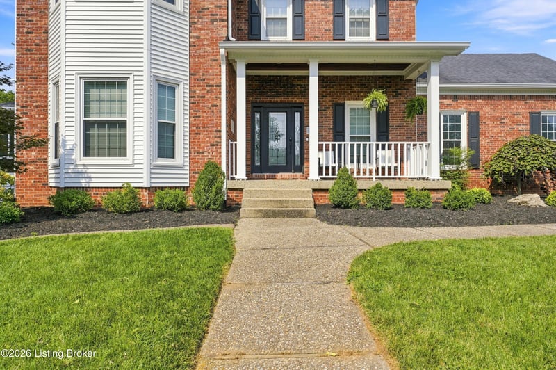 8606 Glenhope Dr, Louisville, KY 40291