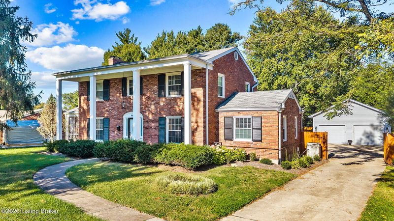 8613 Whipps Bend Rd, Bellemeade, KY 40222
