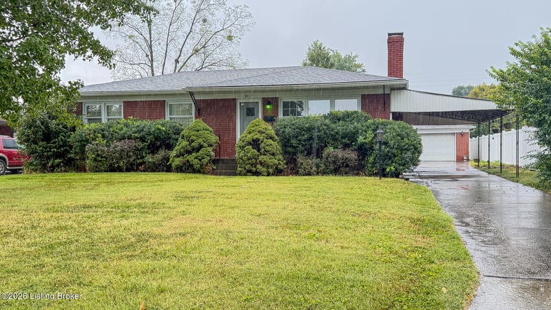 8617 Eula Rd, Louisville, KY 40219