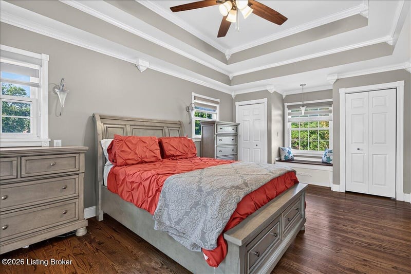 8618 Whipps Bend Rd, Louisville, KY 40222