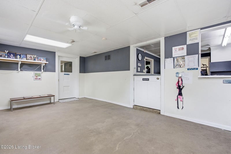 8620 Old Bardstown Rd, Louisville, KY 40291