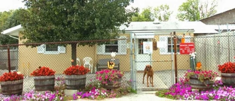 8620 Old Bardstown Rd, Louisville, KY 40291