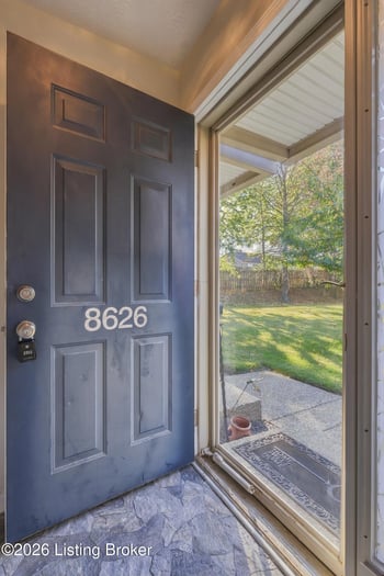 8626 Grand Neptune Dr, Louisville, KY 40228