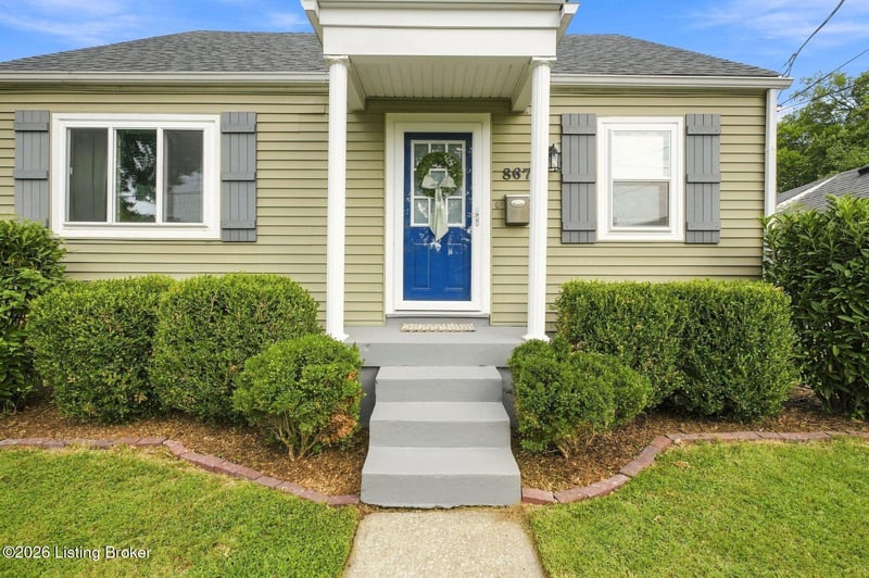 867 Parkway Dr, Louisville, KY 40217