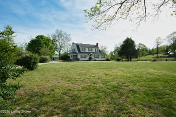 8675 Ky 52, Loretto, KY 40037