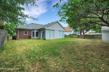 8704 Brittany Dr, Louisville, KY 40220