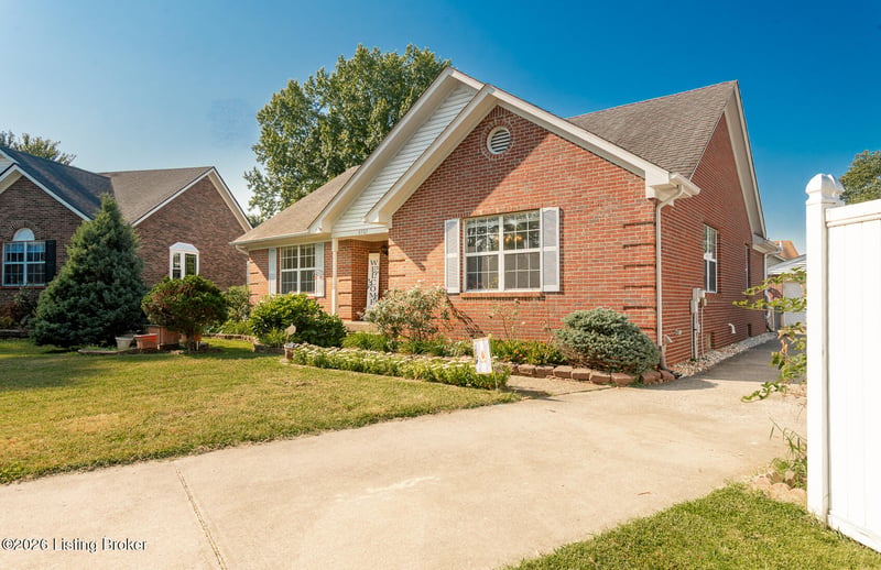 8705 Filson Fields Ct, Louisville, KY 40219