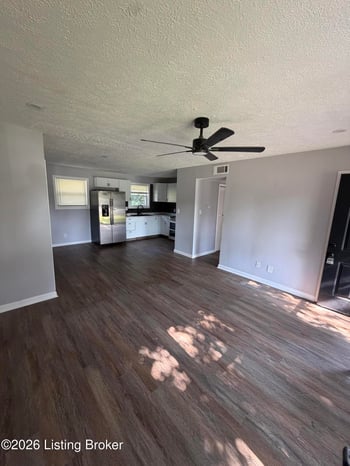 8706 Gary Way, Louisville, KY 40118