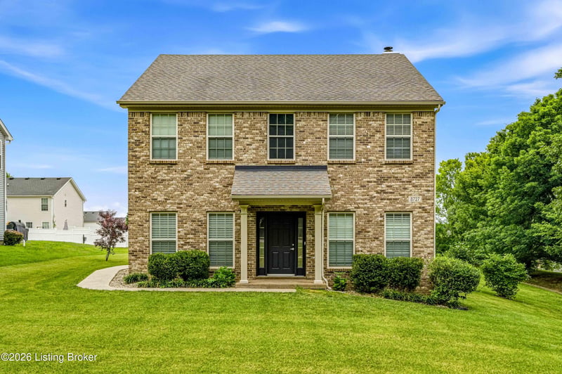 8727 Cedar Creek Rd, Louisville, KY 40291