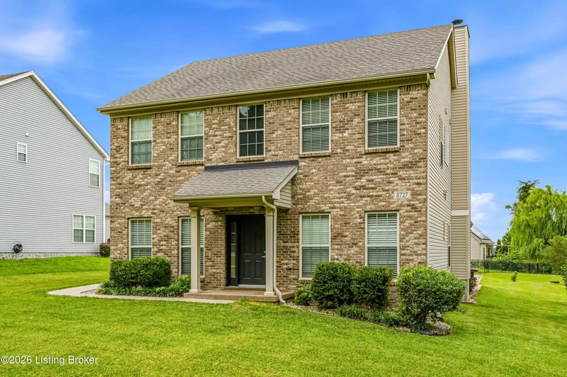 8727 Cedar Creek Rd, Louisville, KY 40291