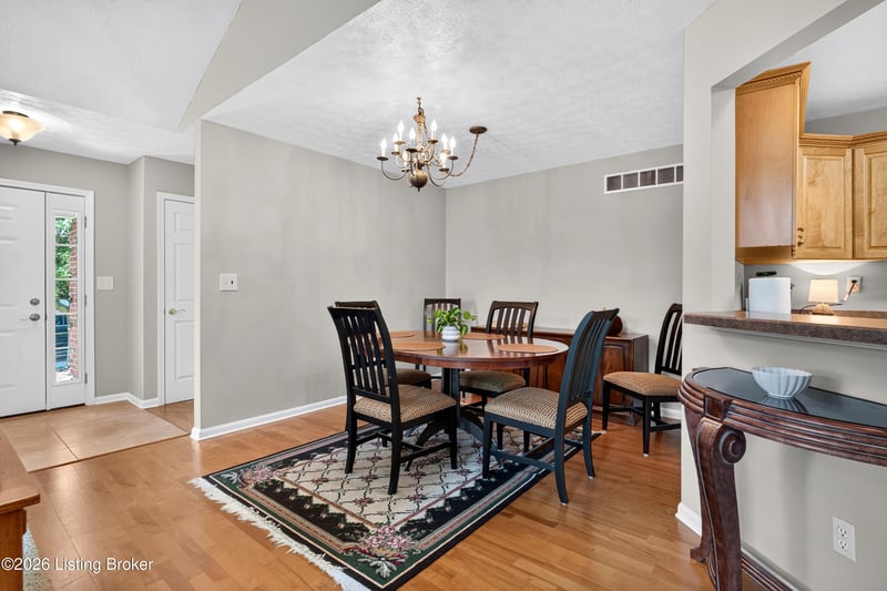 8731 Lough Dr, Louisville, KY 40291