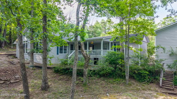 877 Twin Cove Rd, Clarkson, KY 42726