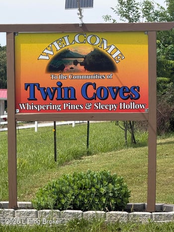 877 Twin Cove Rd, Clarkson, KY 42726