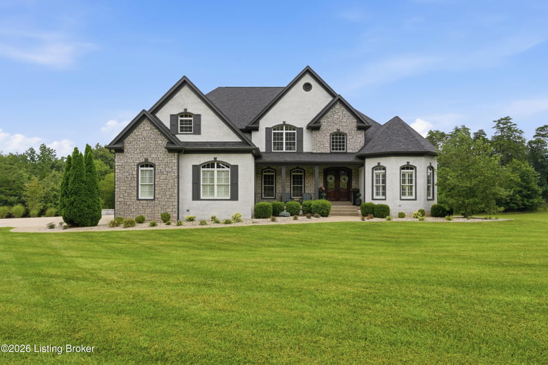 878 Woodsdale Farm Dr, Shepherdsville, KY 40165