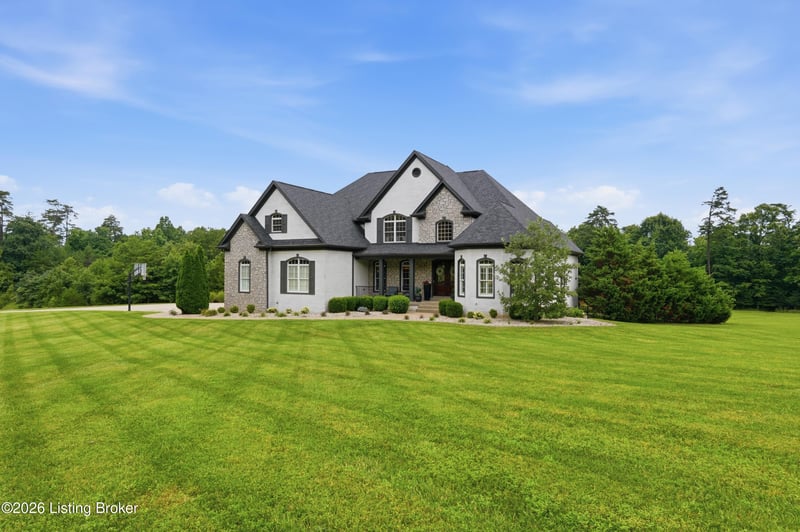878 Woodsdale Farm Dr, Shepherdsville, KY 40165
