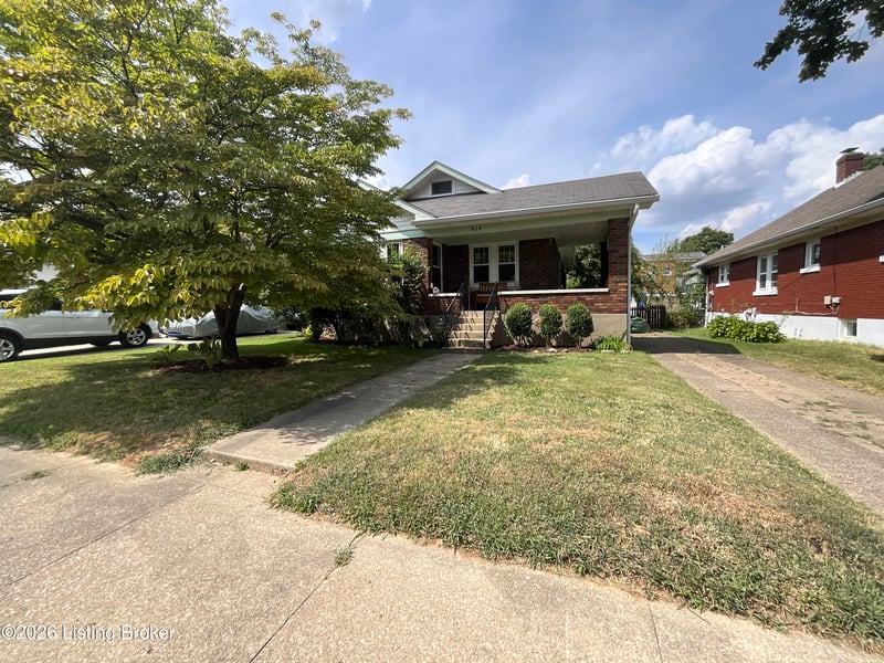 879 Minoma Ave, Louisville, KY 40217