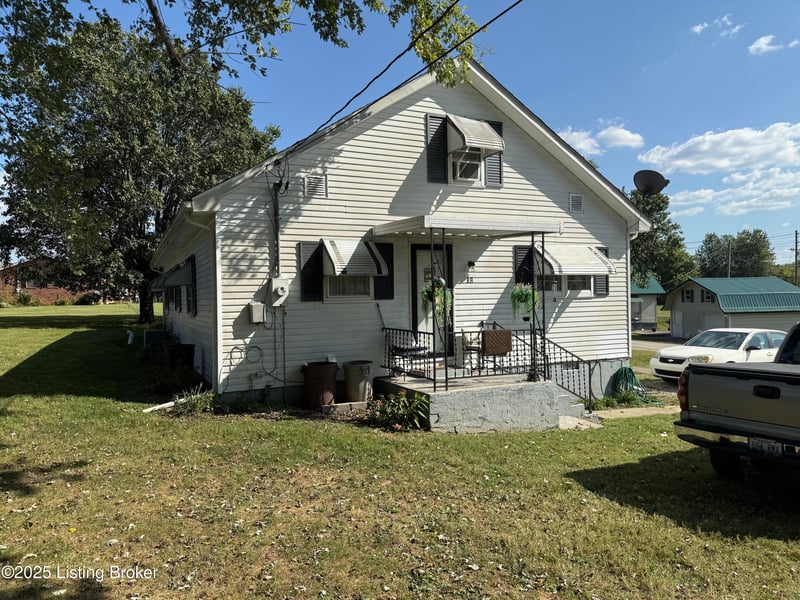88 Robert Taylor Ln, New Haven, KY 40051