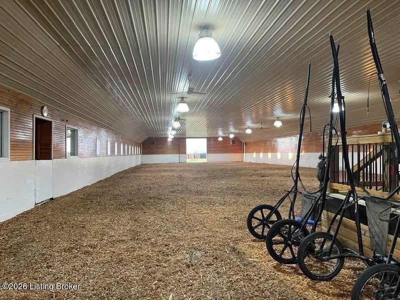 880 Louisville Farms Rd, Coxs Creek, KY 40013