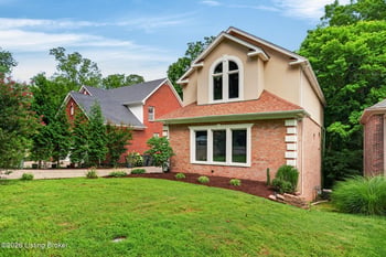 8800 Wooded Trail Ct, Louisville, KY 40220