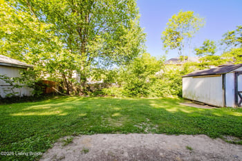 8805 Maplecreek Dr, Louisville, KY 40219