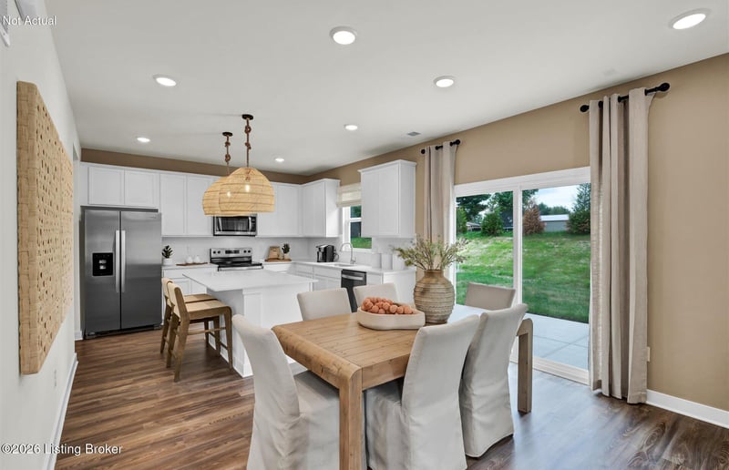 8807 Fairmount Cove Pl, Louisville, KY 40291