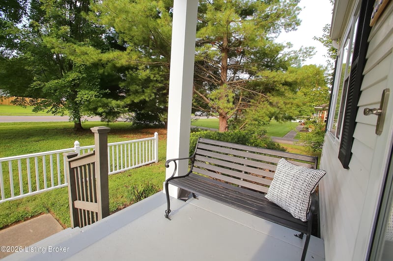 8807 Ferndale Rd, Louisville, KY 40291