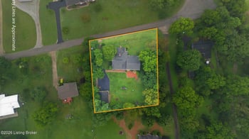 8809 Old Bates Rd, Louisville, KY 40228